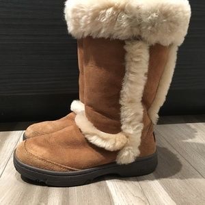 UGG Sunburst Tall Chestnut Size 7